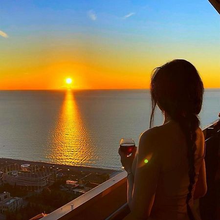 באטומי Orbi City Aparthotel Black Sea View מראה חיצוני תמונה
