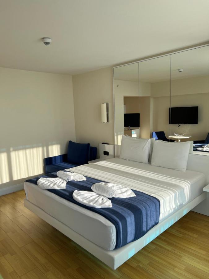 באטומי Orbi City Aparthotel Black Sea View מראה חיצוני תמונה