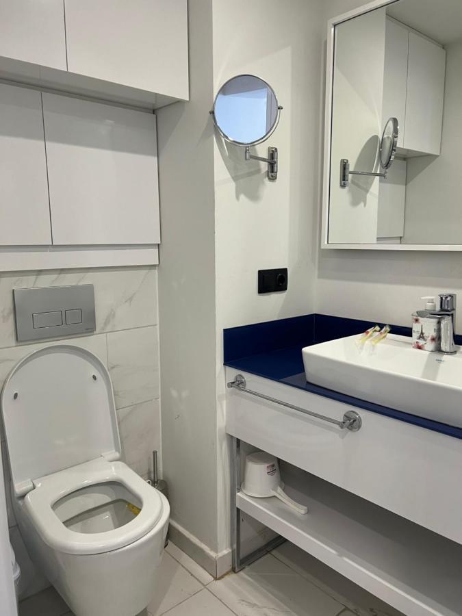 באטומי Orbi City Aparthotel Black Sea View מראה חיצוני תמונה