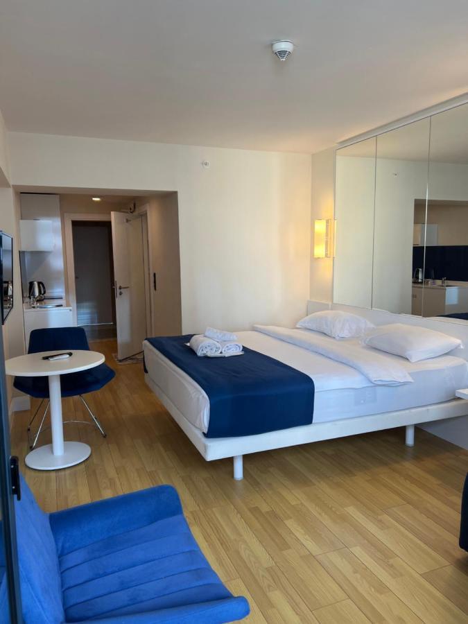 באטומי Orbi City Aparthotel Black Sea View מראה חיצוני תמונה