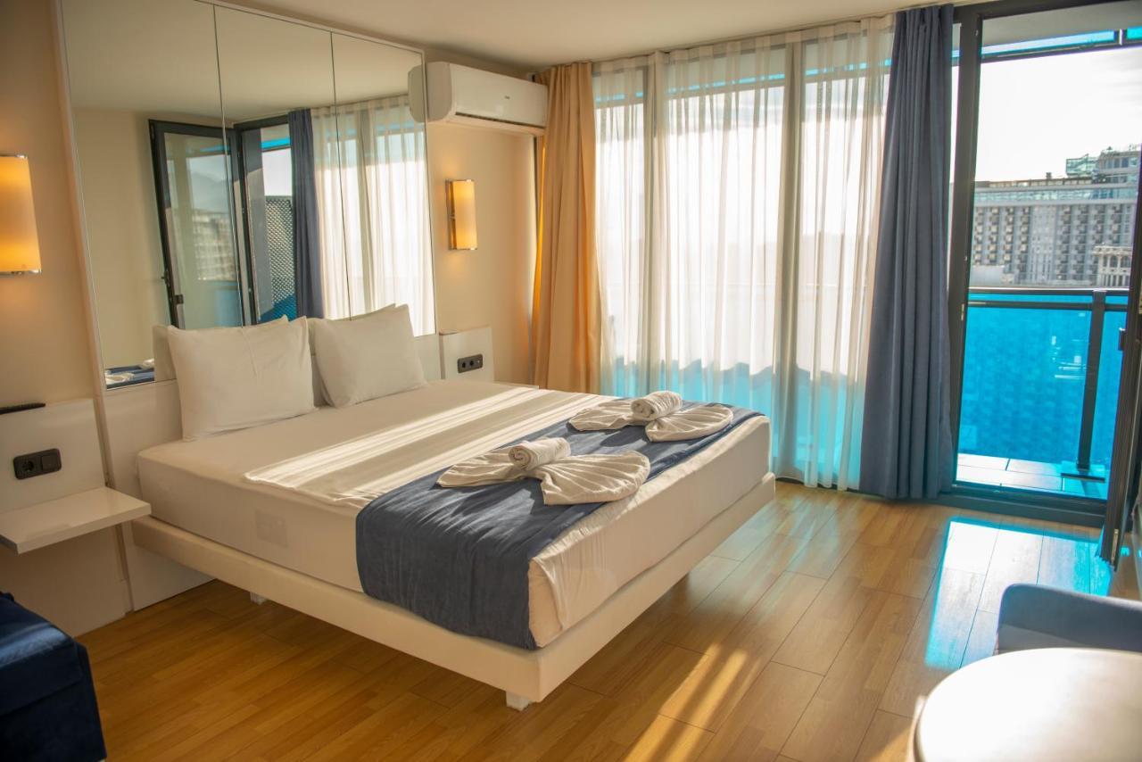 באטומי Orbi City Aparthotel Black Sea View מראה חיצוני תמונה