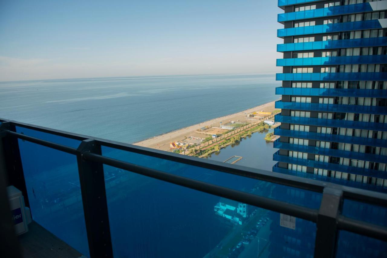 באטומי Orbi City Aparthotel Black Sea View מראה חיצוני תמונה