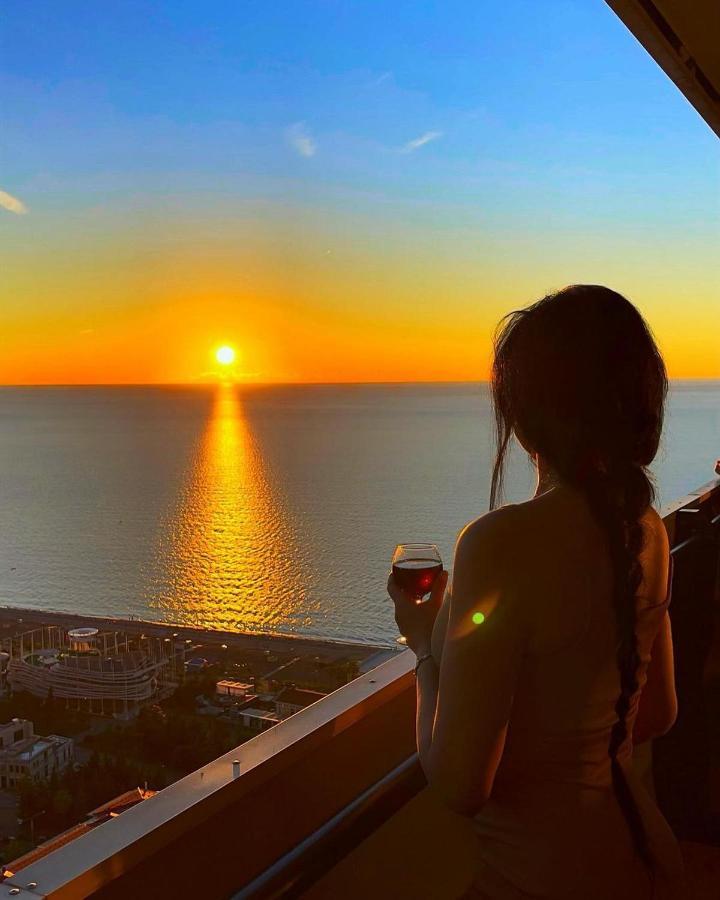 באטומי Orbi City Aparthotel Black Sea View מראה חיצוני תמונה