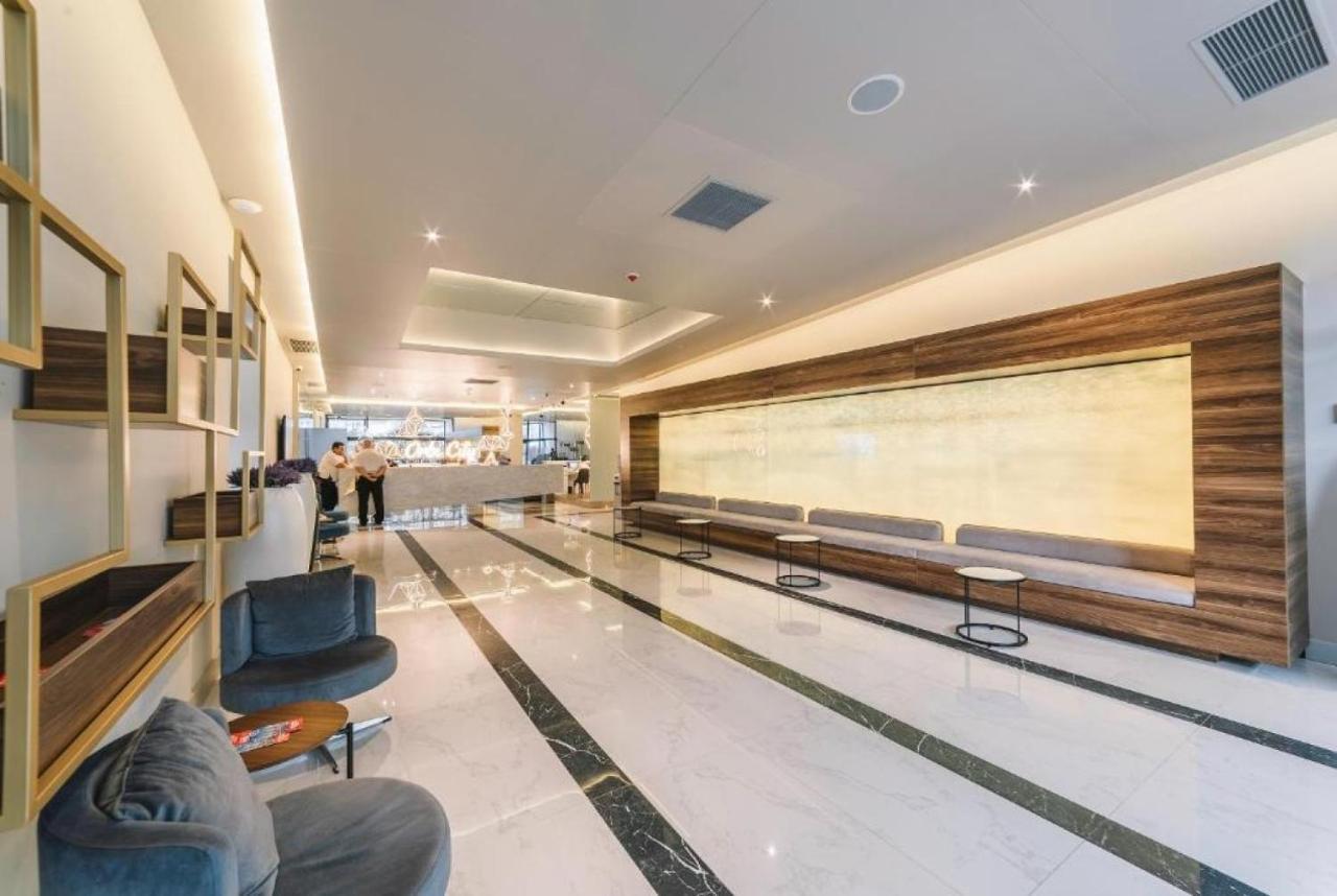 באטומי Orbi City Aparthotel Black Sea View מראה חיצוני תמונה