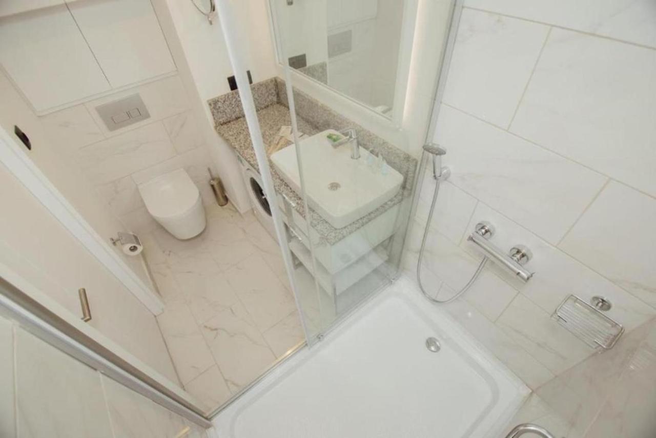 באטומי Orbi City Aparthotel Black Sea View מראה חיצוני תמונה