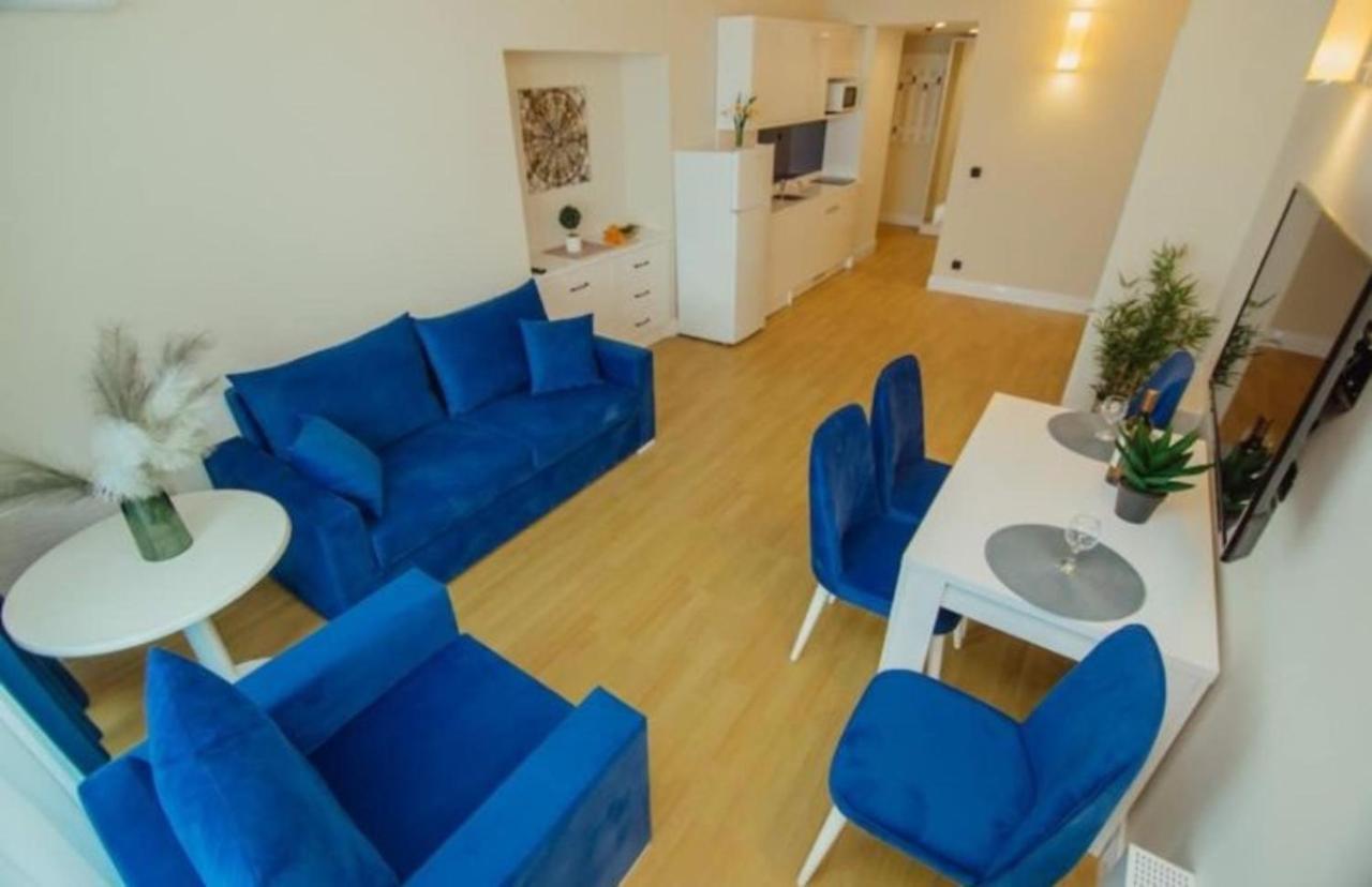 באטומי Orbi City Aparthotel Black Sea View מראה חיצוני תמונה