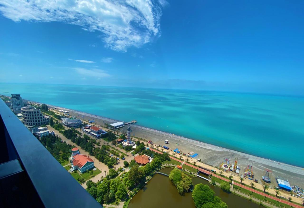 באטומי Orbi City Aparthotel Black Sea View מראה חיצוני תמונה