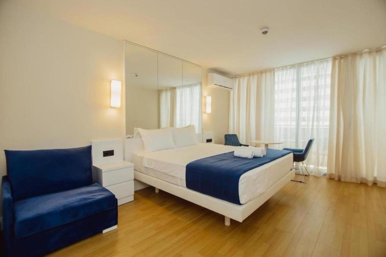 באטומי Orbi City Aparthotel Black Sea View מראה חיצוני תמונה