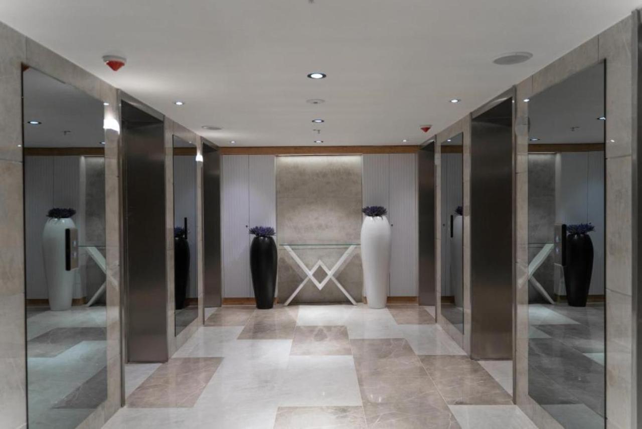 באטומי Orbi City Aparthotel Black Sea View מראה חיצוני תמונה